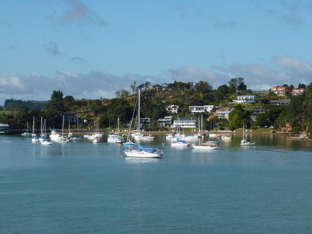Opua Boutique Seaview Motel Exterior foto